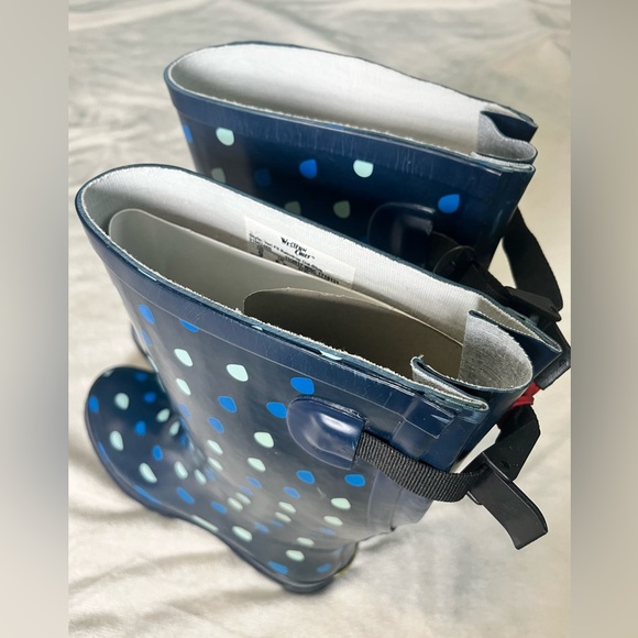 NWT: Western Chief Adult Rain Boots- Raindrop Dot Blue, Adjustable Strap, Size 9 - Picture 13 of 16